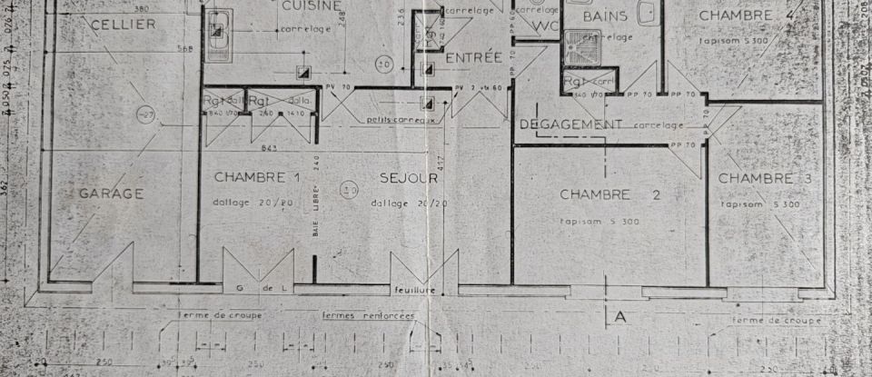 Maison 4 pièces de 90 m² à Pont-Saint-Pierre (27360)