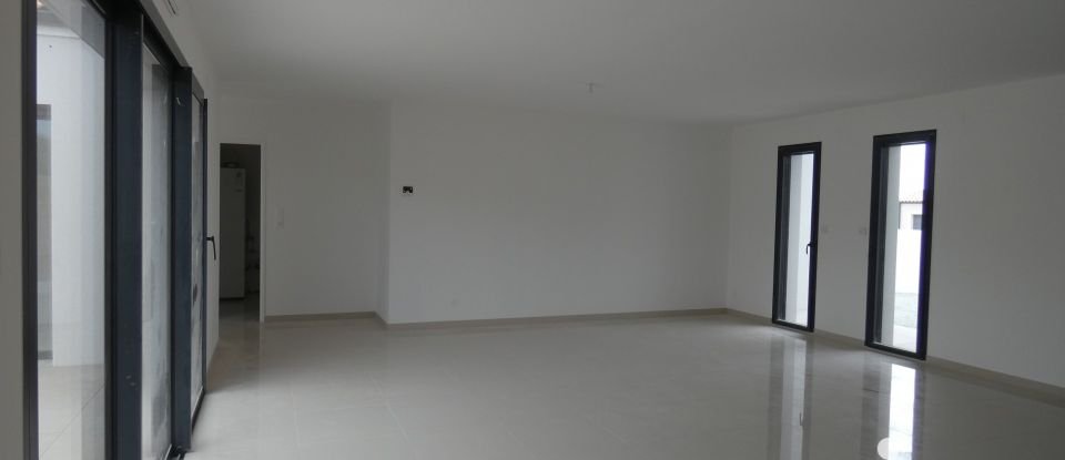 Pavilion 6 rooms of 142 m² in Chauray (79180)