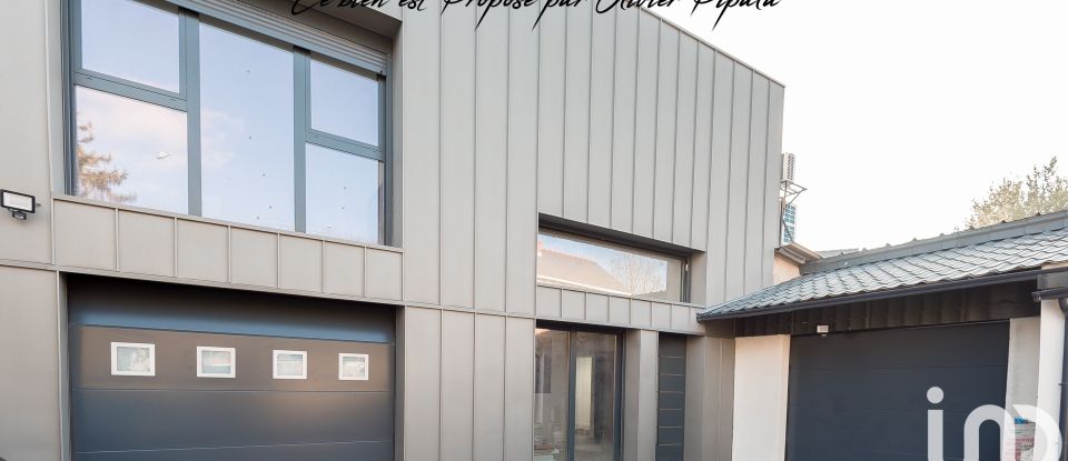 Duplex 6 pièces de 161 m² à Angers (49100)