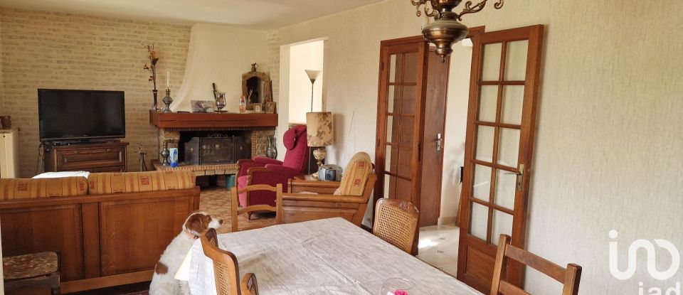 Maison traditionnelle 5 pièces de 105 m² à Coubron (93470)