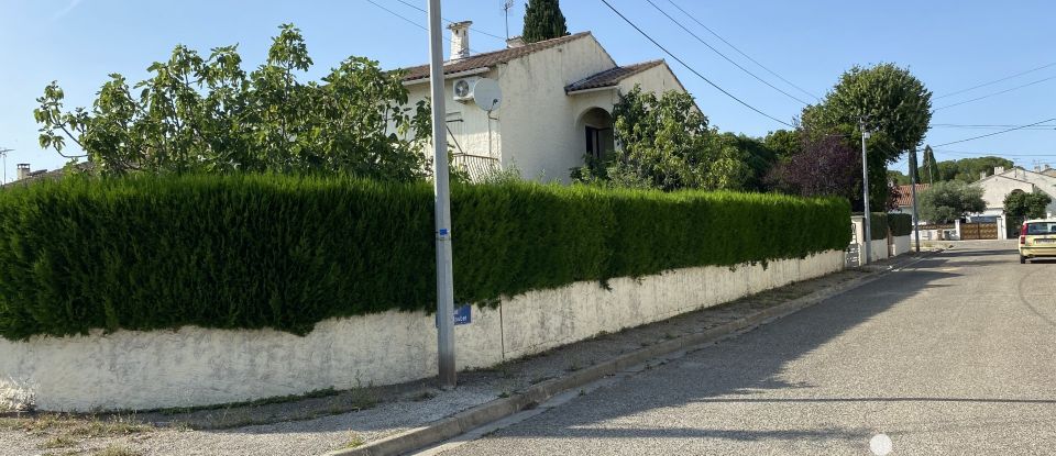 Traditional house 5 rooms of 120 m² in RAPHELE-LES-ARLES (13280)