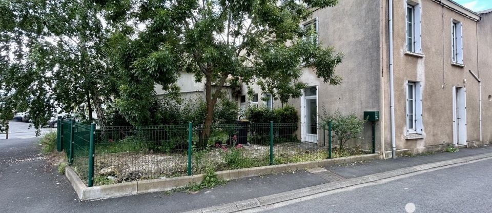Maison de ville 3 pièces de 66 m² à Thouars (79100)