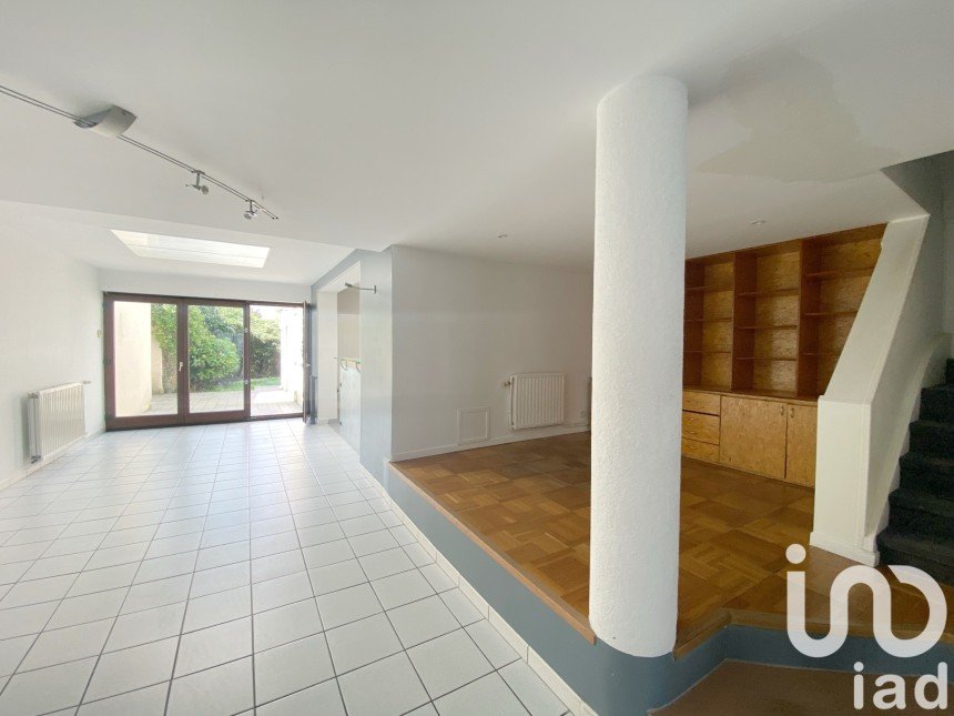 Maison 4 pièces de 125 m² à Mouvaux (59420)
