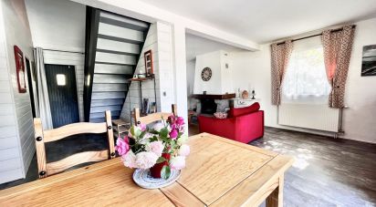 House 5 rooms of 105 m² in Saint-Rémy-la-Varenne (49250)