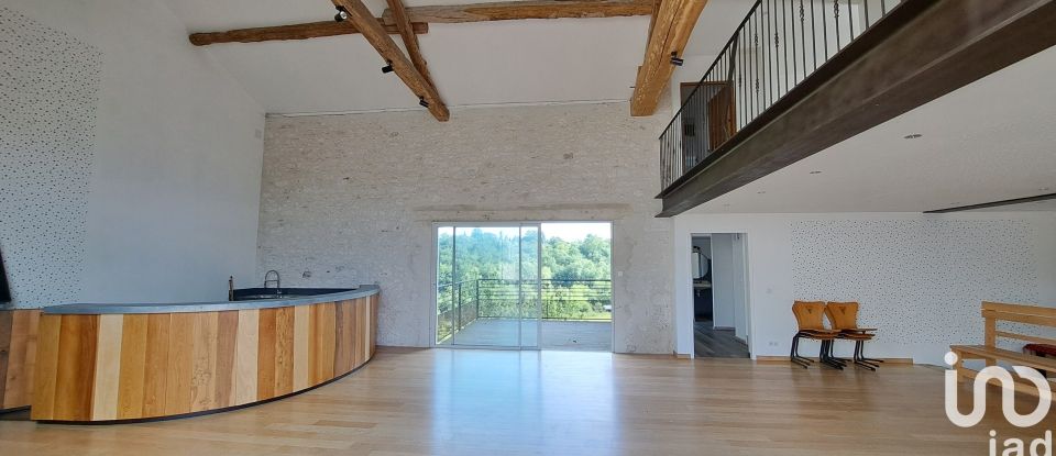 Estate 20 rooms of 522 m² in - (24534)