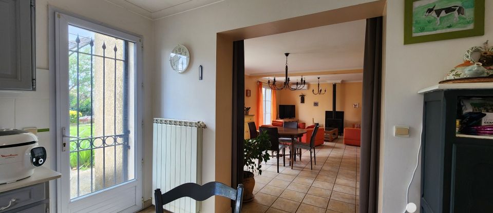 Traditional house 6 rooms of 123 m² in Aubord (30620)