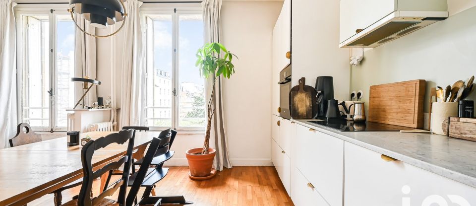 Apartment 3 rooms of 70 m² in Paris (75004)