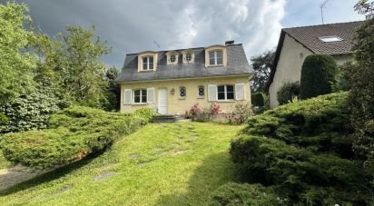 House 7 rooms of 150 m² in Évry (91000)