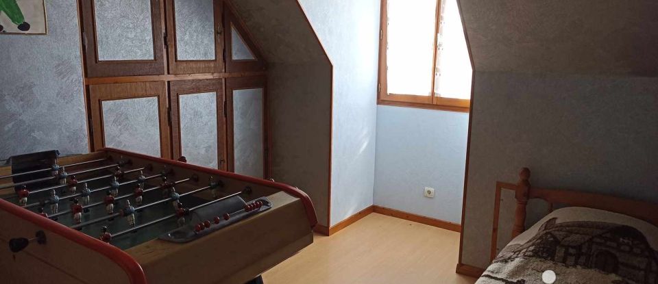 Traditional house 7 rooms of 121 m² in Champseru (28700)