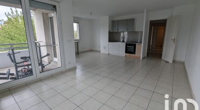 Appartement 3 pièces de 69 m² à Échirolles (38130)