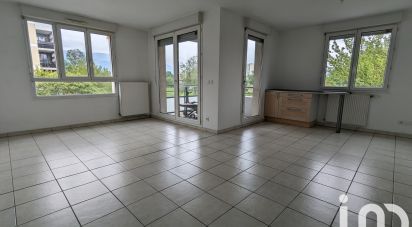 Appartement 3 pièces de 69 m² à Échirolles (38130)