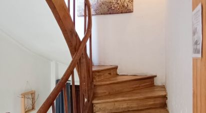 Maison 4 pièces de 87 m² à LAISSAC (12310)