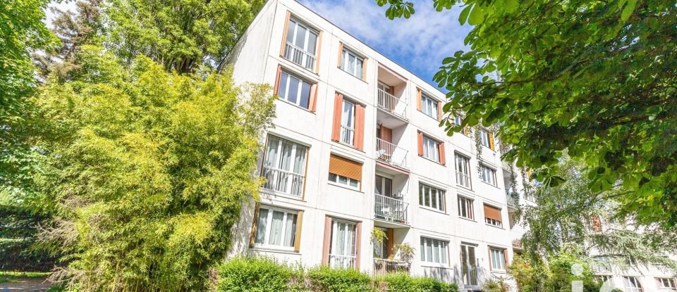 Appartement 5 pièces de 88 m² à Chilly-Mazarin (91380)