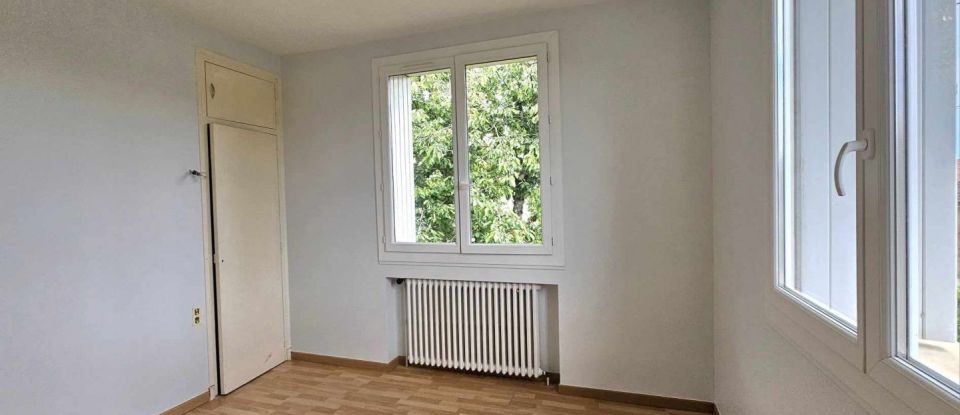 Maison 4 pièces de 88 m² à Mirandol-Bourgnounac (81190)