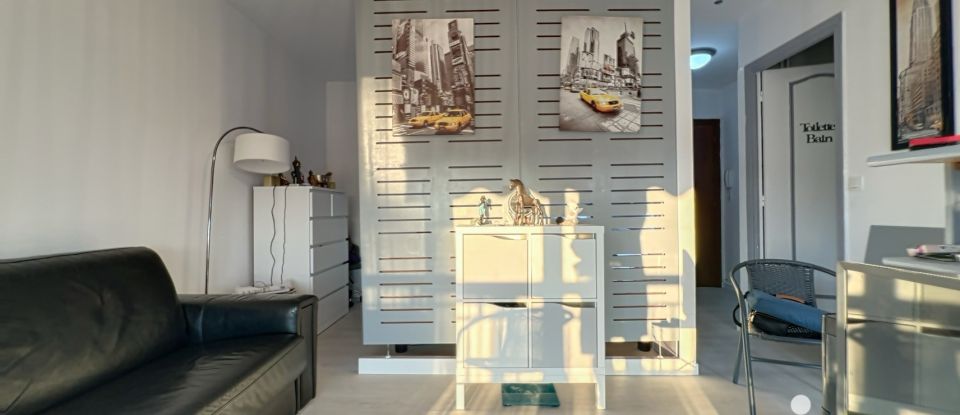 Studio 1 pièce de 32 m² à Cagnes-sur-Mer (06800)