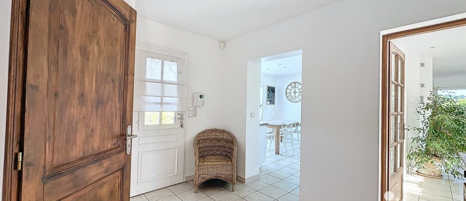 Maison 5 pièces de 141 m² à Les Avenières Veyrins-Thuellin (38630)