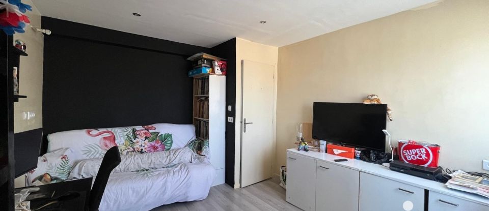 Appartement 4 pièces de 79 m² à Narbonne (11100)