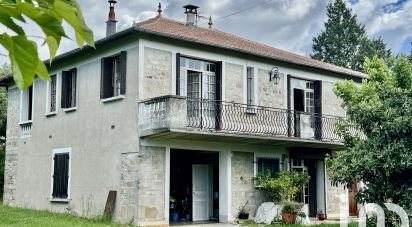 House 8 rooms of 156 m² in Alès (30100)