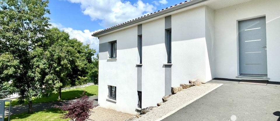 Maison 5 pièces de 133 m² à Castelnau-de-Lévis (81150)