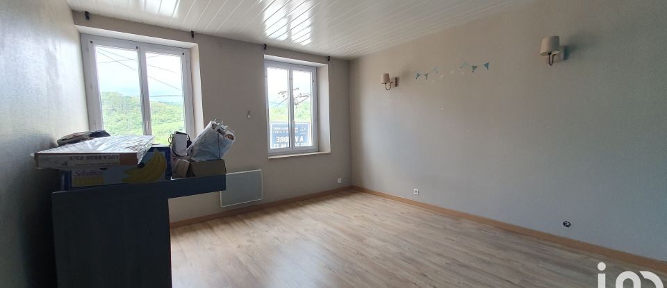 Maison 4 pièces de 85 m² à Vireux-Molhain (08320)