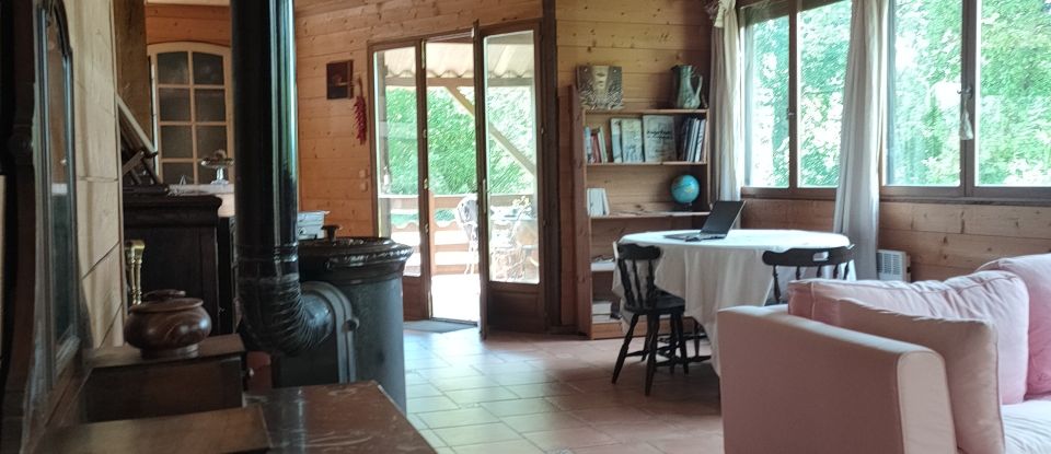Country house 4 rooms of 110 m² in Termes-d'Armagnac (32400)