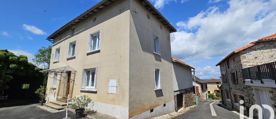 Maison de village 6 pièces de 190 m² à Saint-Constant-Fournoulès (15600)