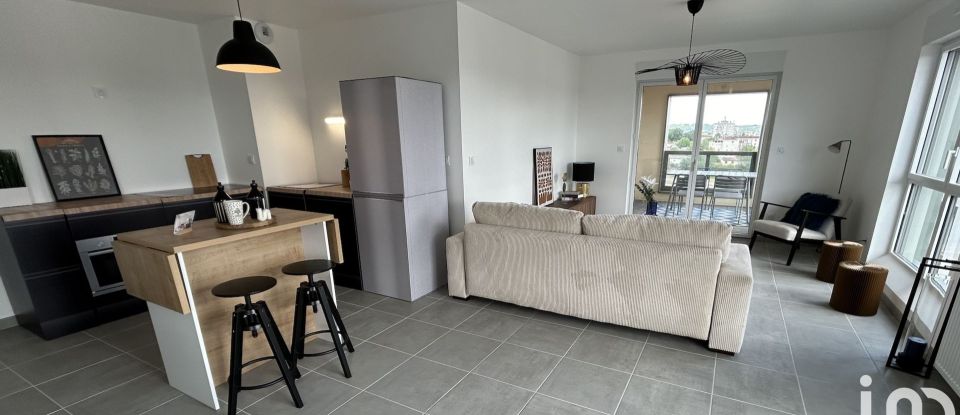 Appartement 3 pièces de 76 m² à Bordeaux (33000)