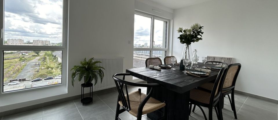 Appartement 3 pièces de 76 m² à Bordeaux (33000)