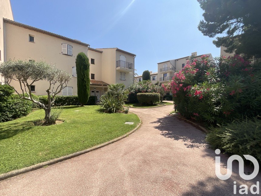 Apartment 2 rooms of 47 m² in Six-Fours-les-Plages (83140)