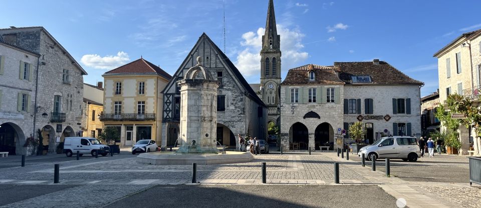 Maison de campagne 8 pièces de 131 m² à Eymet (24500)