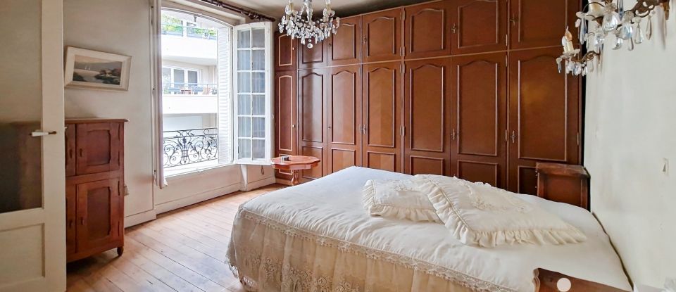 House 5 rooms of 145 m² in Suresnes (92150)