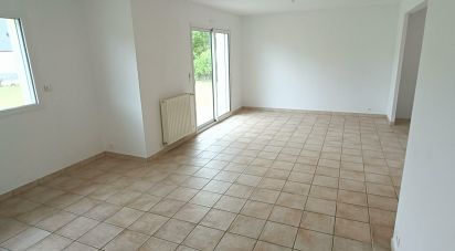 Maison 4 pièces de 89 m² à Louannec (22700)