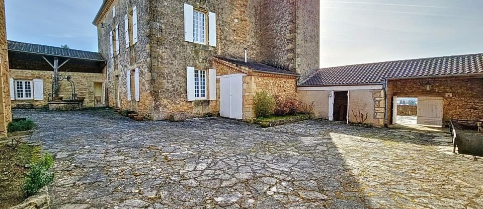 Castle 13 rooms of 270 m² in Condezaygues (47500)