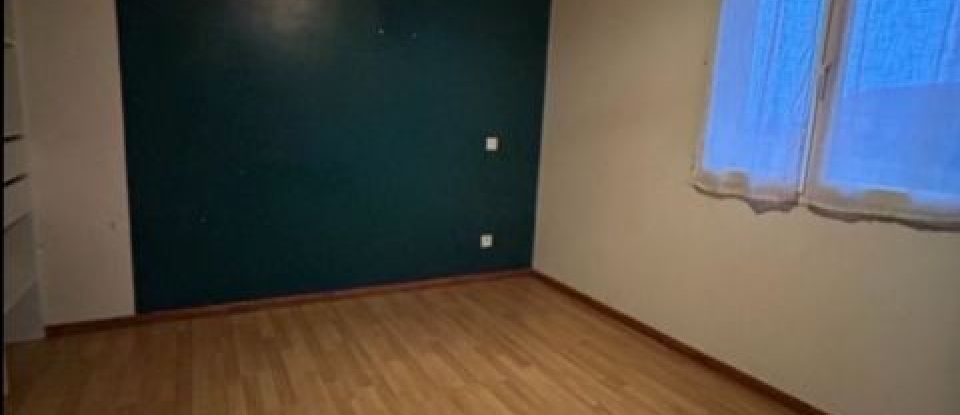 House 5 rooms of 115 m² in Castelmayran (82210)