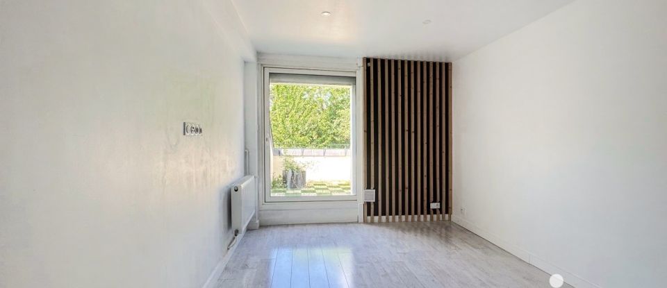 Appartement 3 pièces de 102 m² à Saint-Nom-la-Bretèche (78860)