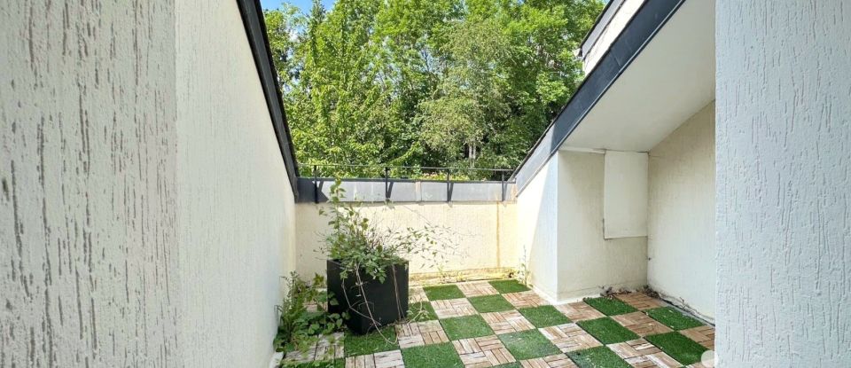 Appartement 3 pièces de 102 m² à Saint-Nom-la-Bretèche (78860)