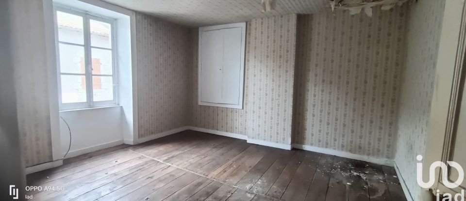 House 9 rooms of 139 m² in Vaulry (87140)