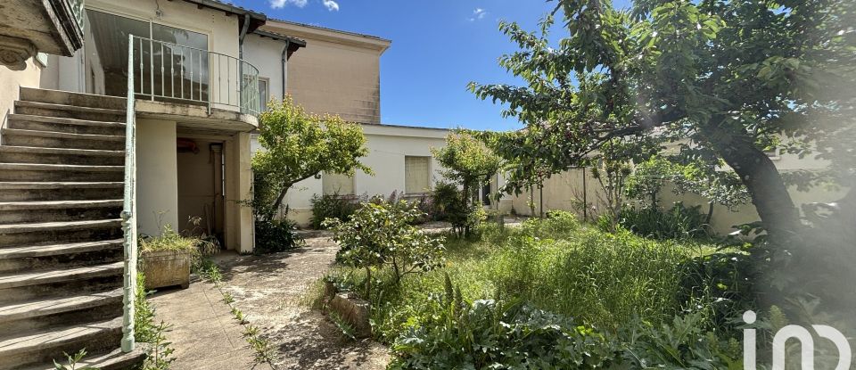 Maison 10 pièces de 246 m² à Aubenas (07200)