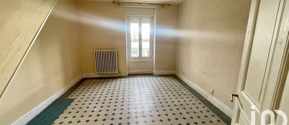 Maison 10 pièces de 246 m² à Aubenas (07200)