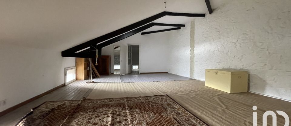 Maison 10 pièces de 246 m² à Aubenas (07200)