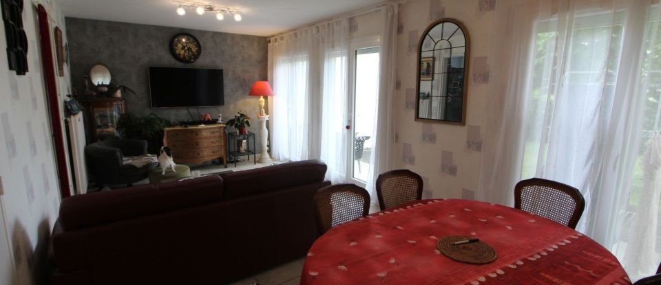 Maison 4 pièces de 80 m² à Châtellerault (86100)