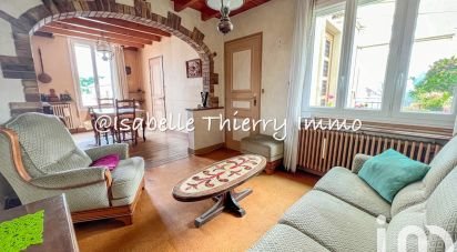 Traditional house 4 rooms of 84 m² in Saulx-les-Chartreux (91160)