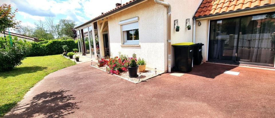 House 5 rooms of 94 m² in Bergerac (24100)
