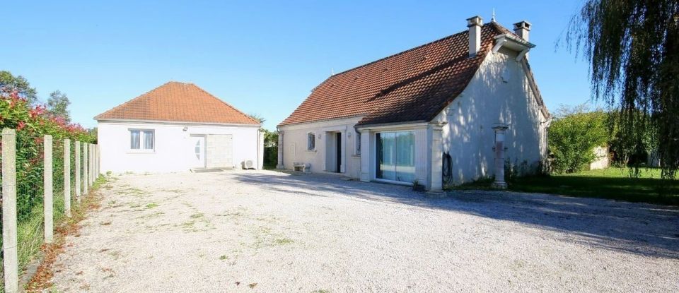 Maison 4 pièces de 141 m² à Mazerolles (64230)