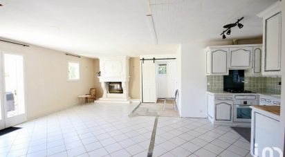 House 4 rooms of 143 m² in Mazerolles (64230)