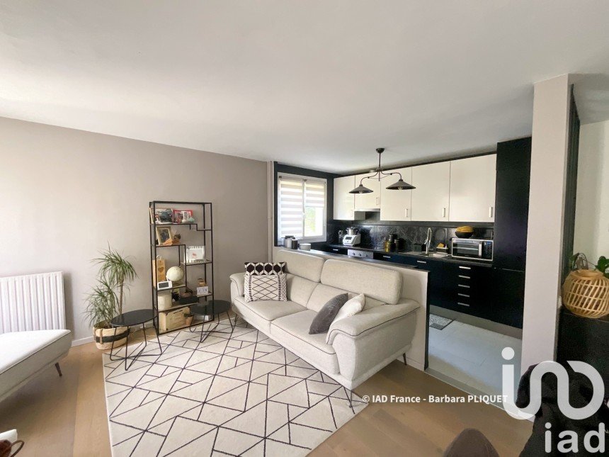 Vente Appartement 72m² 3 Pièces à Montigny-le-Bretonneux (78180) - Iad France