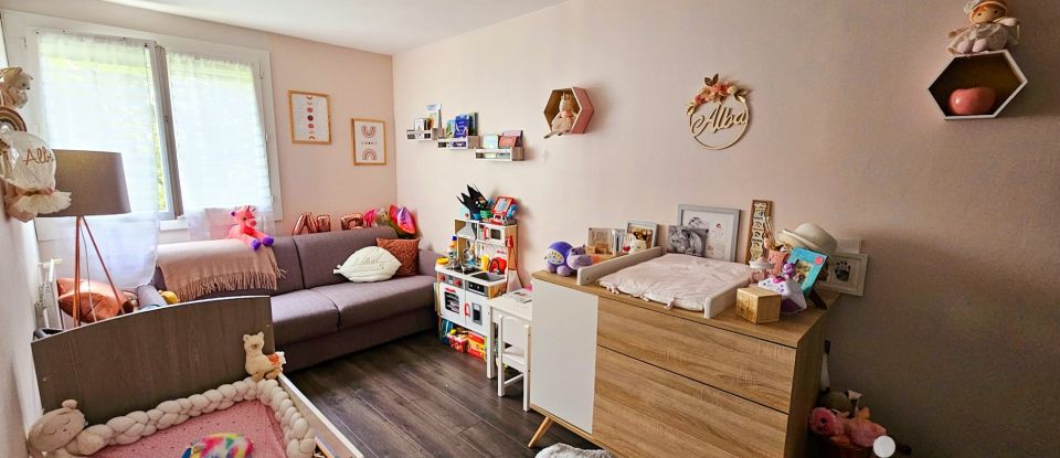 Appartement 3 pièces de 72 m² à Montigny-le-Bretonneux (78180)