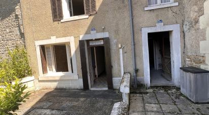 Maison de ville 6 pièces de 130 m² à Charroux (86250)