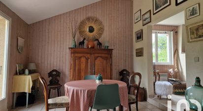 Traditional house 5 rooms of 75 m² in Queaux (86150)