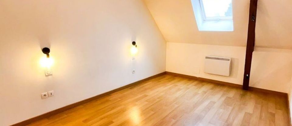 Maison 4 pièces de 220 m² à Noyon (60400)